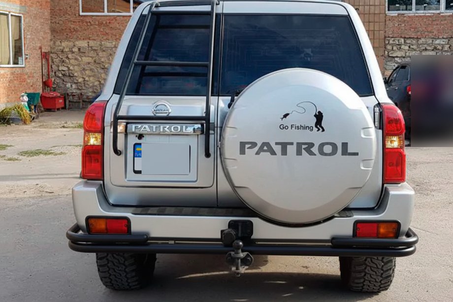 Nissan Patrol Y61 1997-2011 рр. Задня дуга AK005-3 Black (нерж) Фото 2