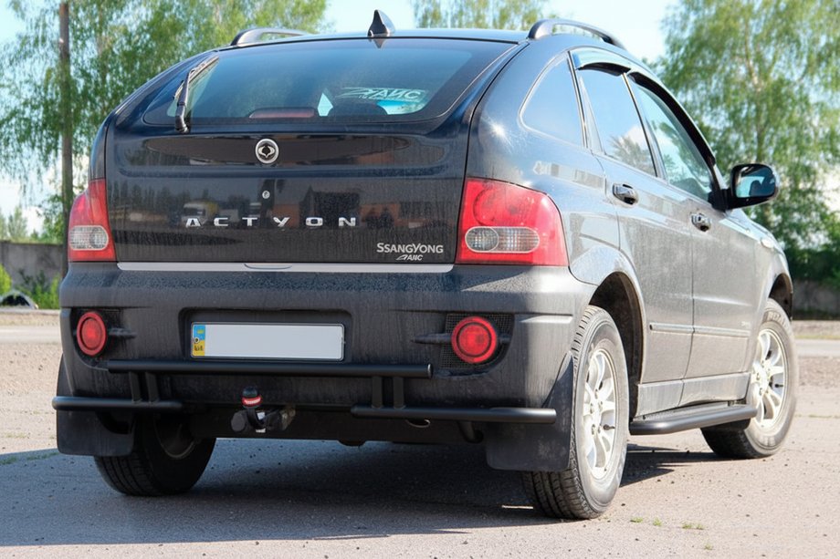 SsangYong Action 2005-2018 рр. Задній захист AK005-2 Black (нерж) Фото 2