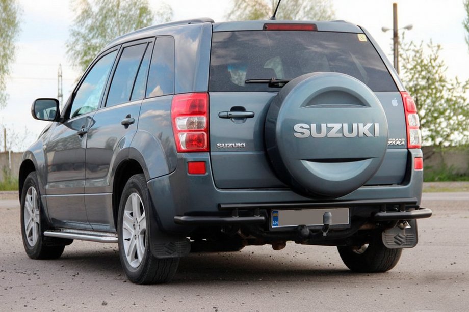 Suzuki Grand Vitara 2005-2017 рр. Задній захист AK005-3 Black (нерж) Фото 1