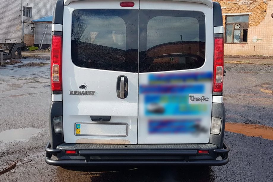 Opel Vivaro 2001-2015 рр. Задній захист AK-Special Black (нерж) Фото 5