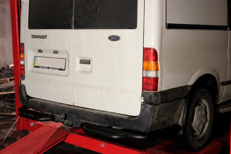 Ford Transit 2000-2014 рр. Задні захист підніжка AK-Special Black (нерж.) Фото 1