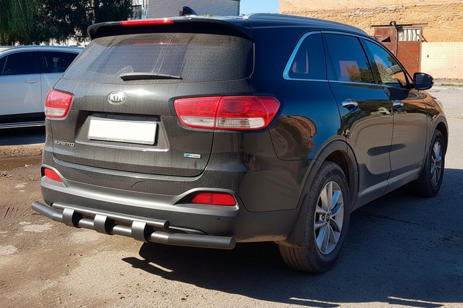 Kia Sorento II XM 2009-2014 рр. Задня дуга AK015 Black (нерж.) Фото 2