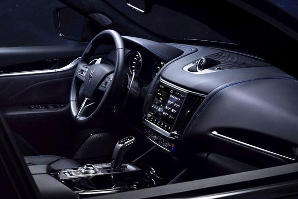 Огляд Maserati Levante Mild Hybrid: Гібридна версія кросовера Фото 6