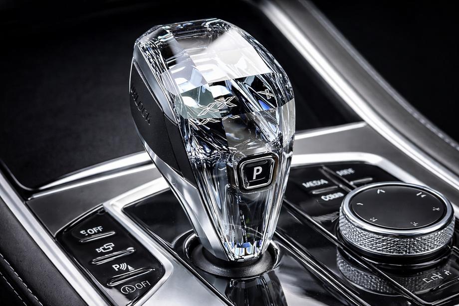 BMW X7 G07 2019- рр. Комплект кришталевих елементів салону (селектор АКПП + кнопки) Фото 3