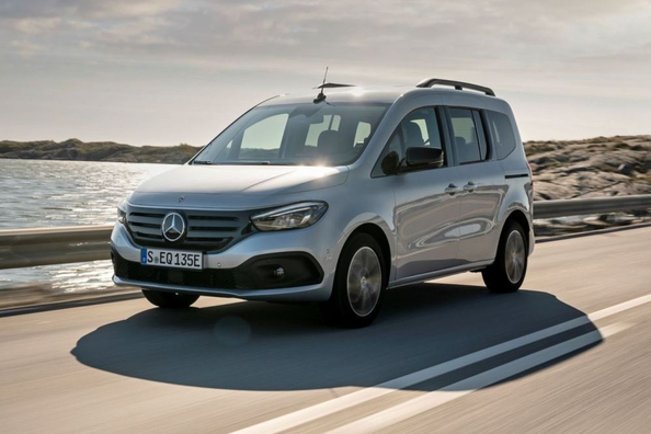 Огляд Mercedes-Benz EQT: компактний електричний компактвен Фото 3