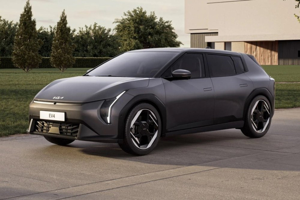Kia EV4 Hatch 2025: доступний електричний хетчбек з великим запасом ходу Фото 1