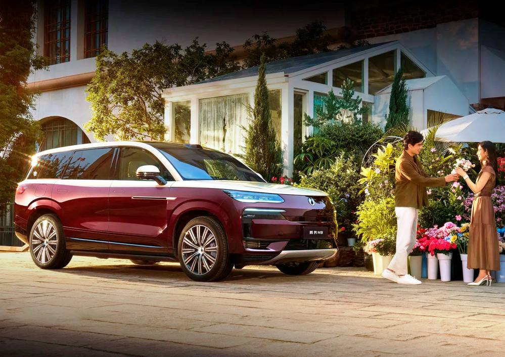 Огляд Denza N9 Plug-in Hybrid: флагманський гібридний гігант від BYD