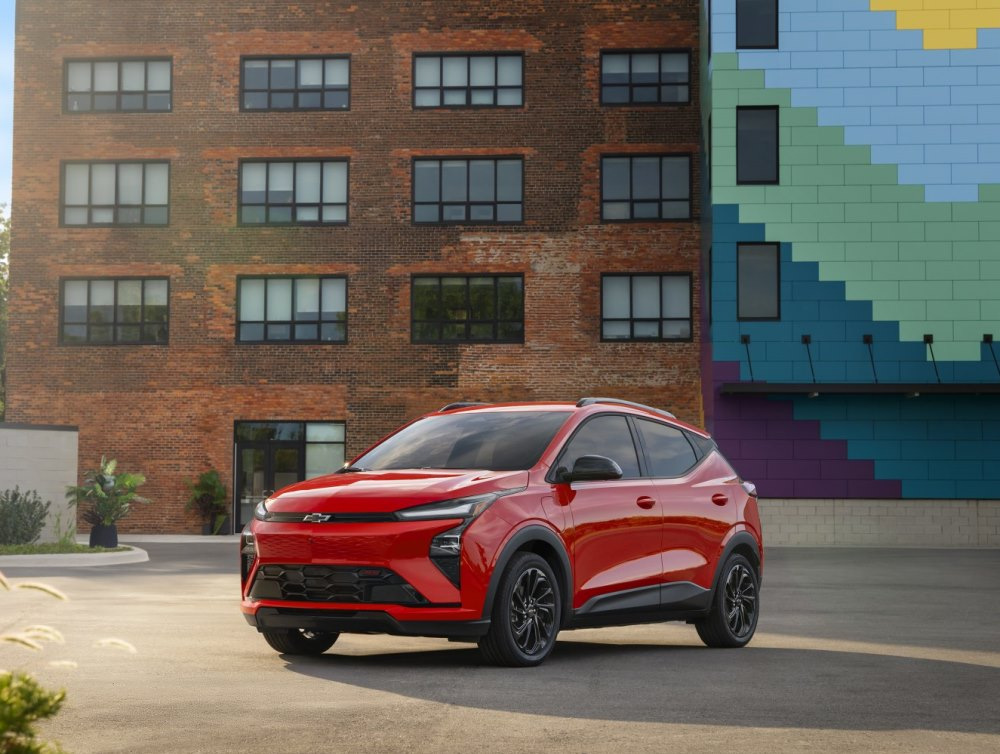 Огляд Chevrolet Bolt EV 2026: доступний і практичний міський електромобіль