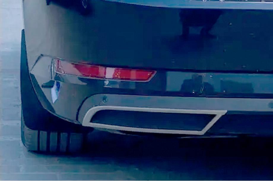 Skoda Superb 2015-2024 рр. Накладки на торець бамперу Carmos (2 шт, нерж) Фото 2