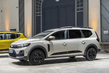 Огляд Dacia Jogger (2025): бюджетний семимісний універсал фото 1