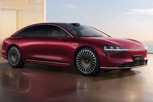 Stelato S9 EV: флагманський електроседан Huawei