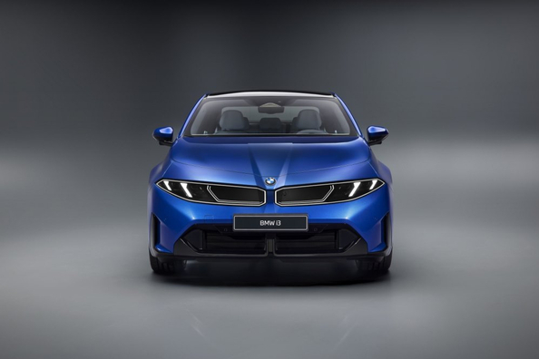 Огляд BMW i3 2026: новий електричний седан німецького виробника Фото 3