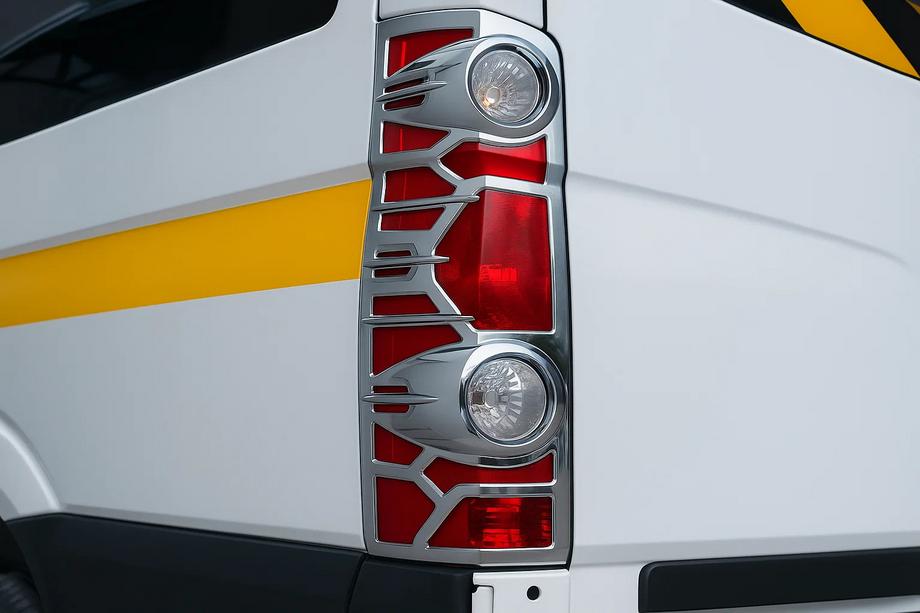 Volkswagen Crafter 2006-2016 рр. Накладки на стопи (2 шт, пласт) Image