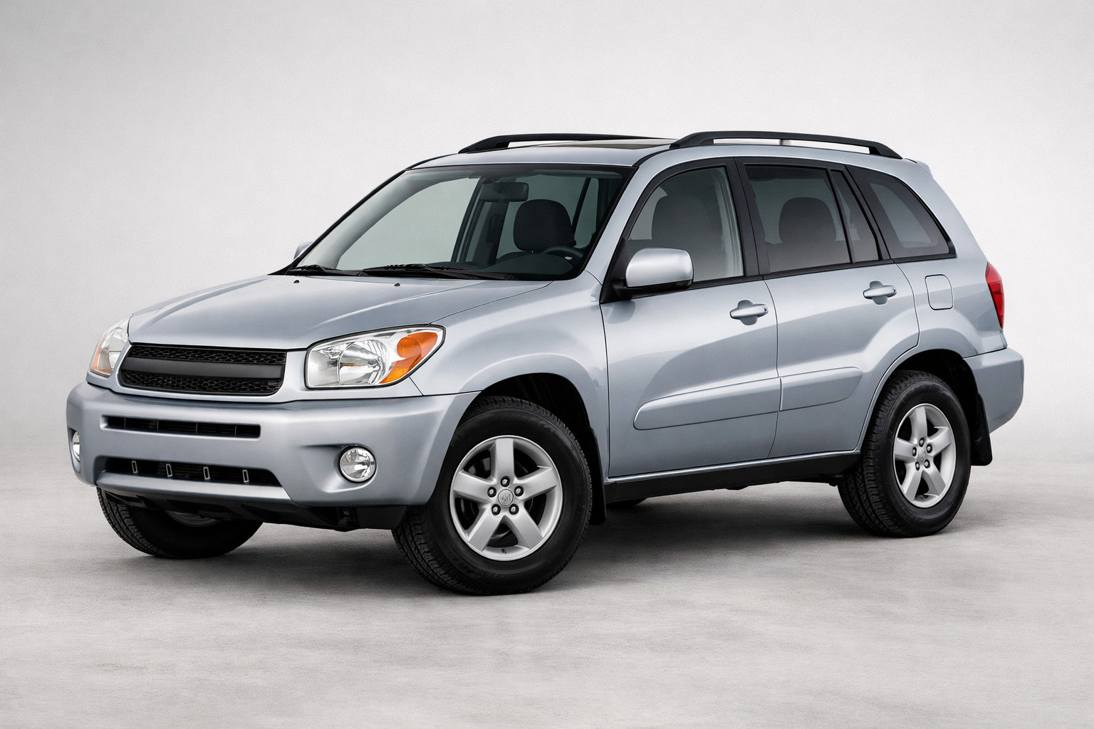 Огляд Toyota RAV4 2001-2005: що залишилося актуальним у старій школі