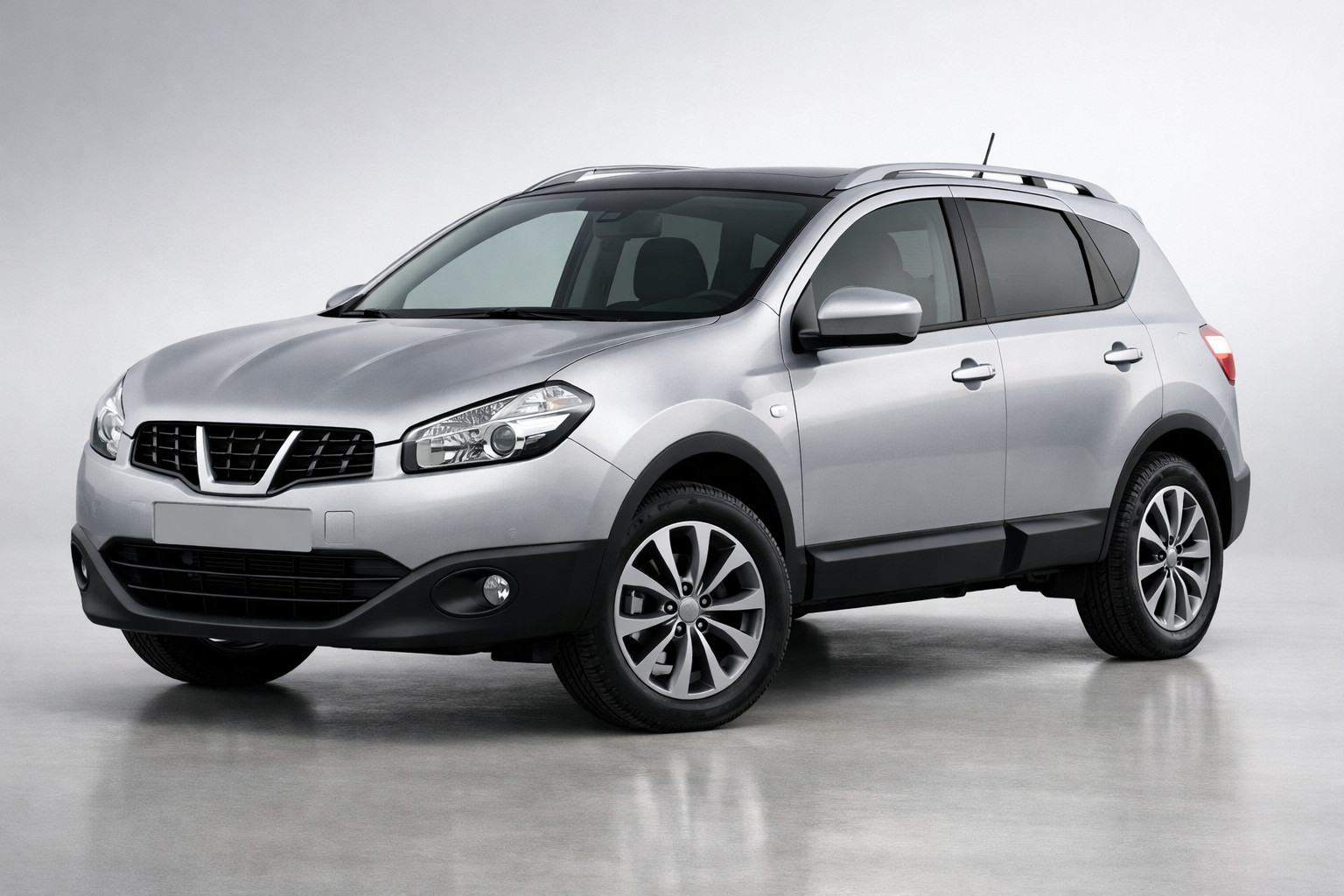 Огляд Nissan Qashqai 2010-2014: міський кросовер без зайвої драматургії