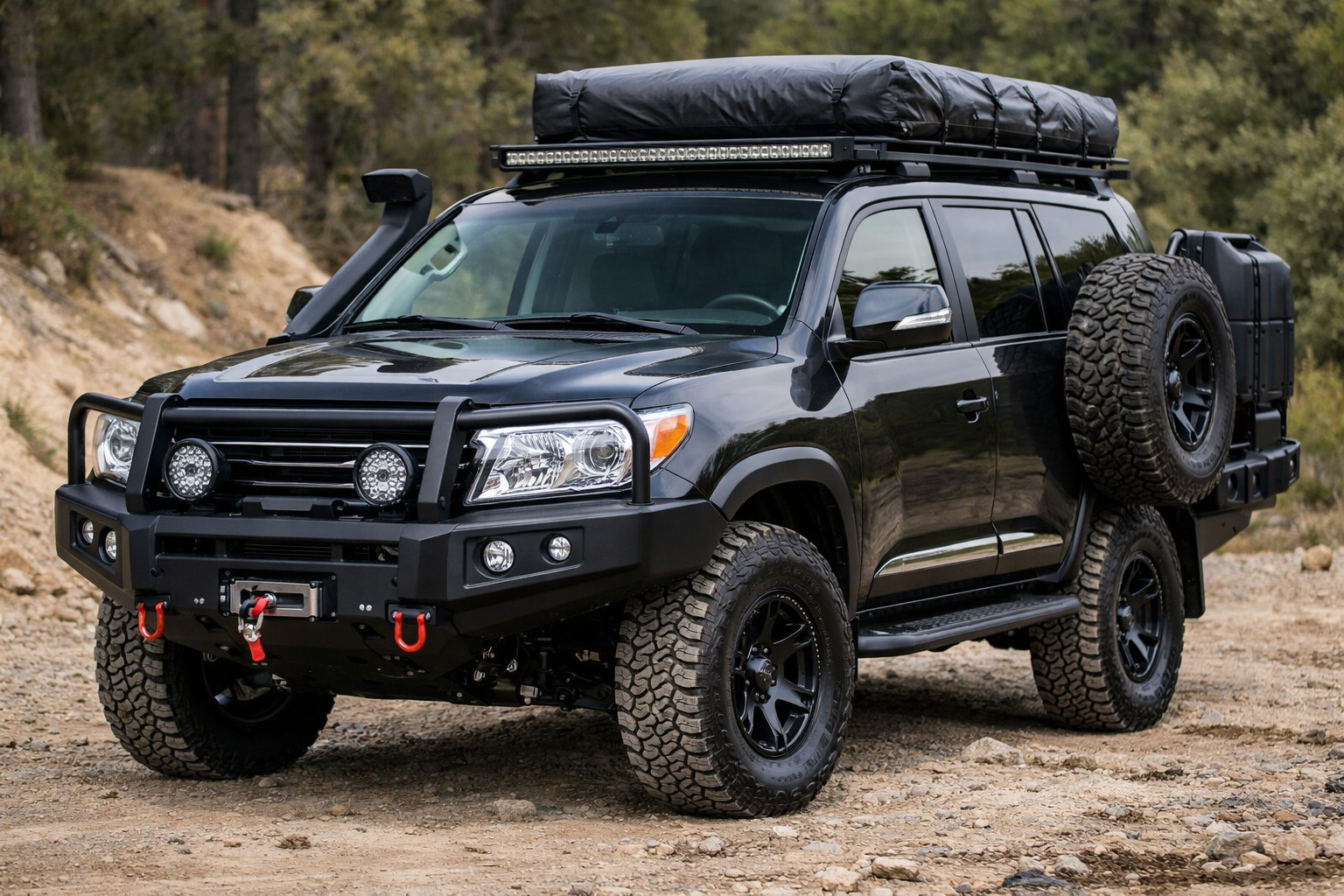 Toyota Land Cruiser 200 після покупки: що ставити першим, а з чим не поспішати