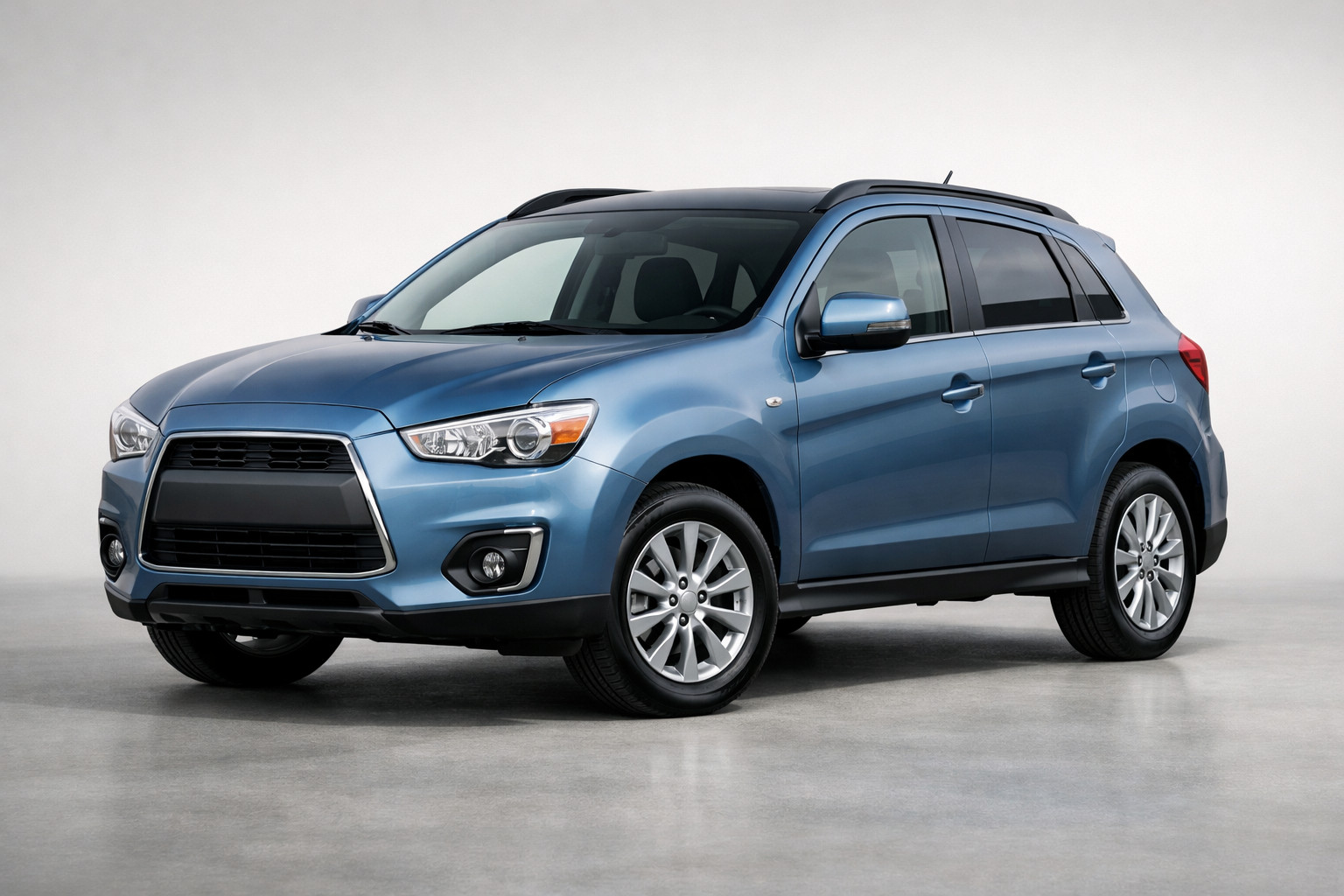 Огляд Mitsubishi ASX 2010-2023: маленький кросовер з довгим життям