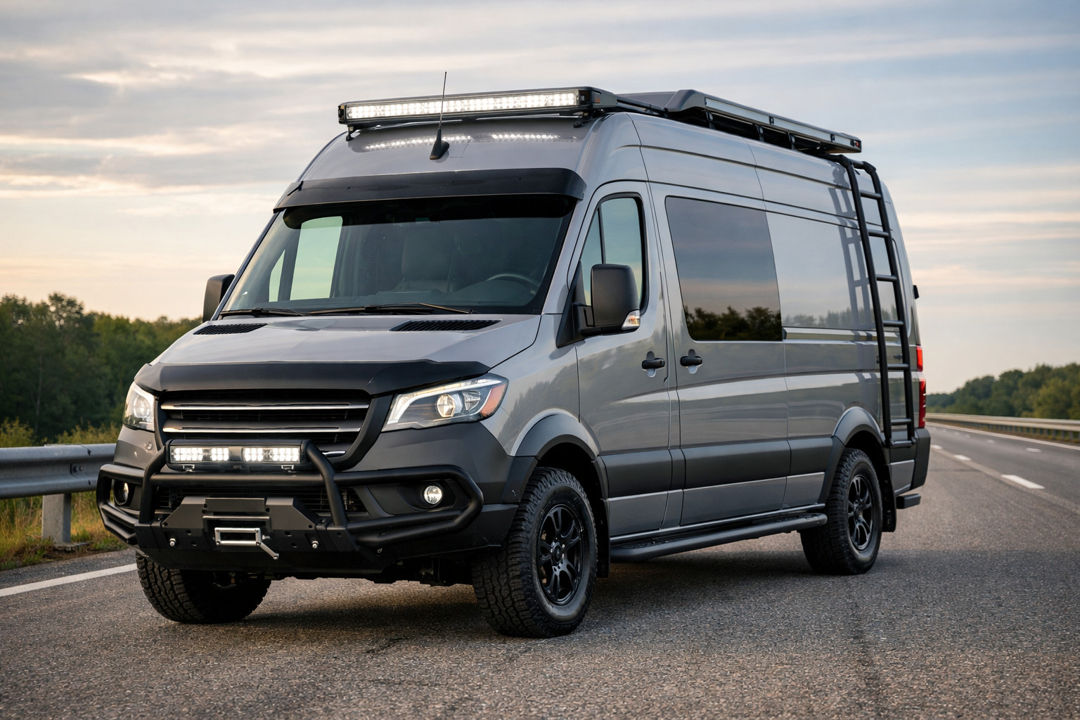 Пакет доробок Mercedes Sprinter W907/W910 для траси: захист, комфорт і зовнішність