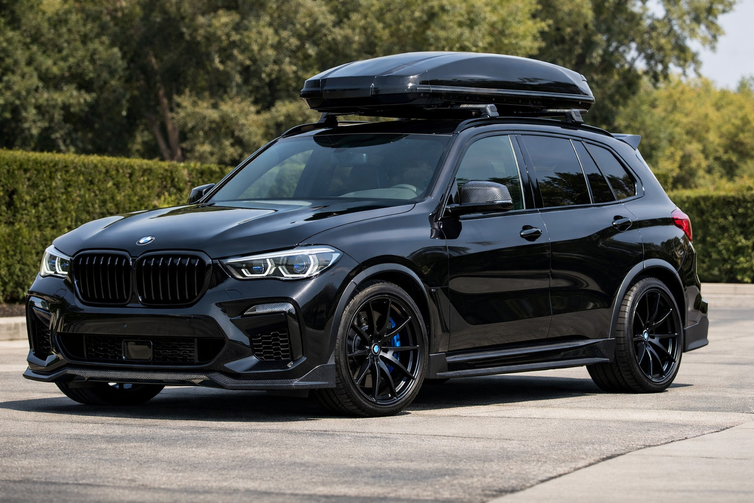 Що поставити на BMW X5 G05 після покупки, якщо хочеться вигляду і користі одночасно