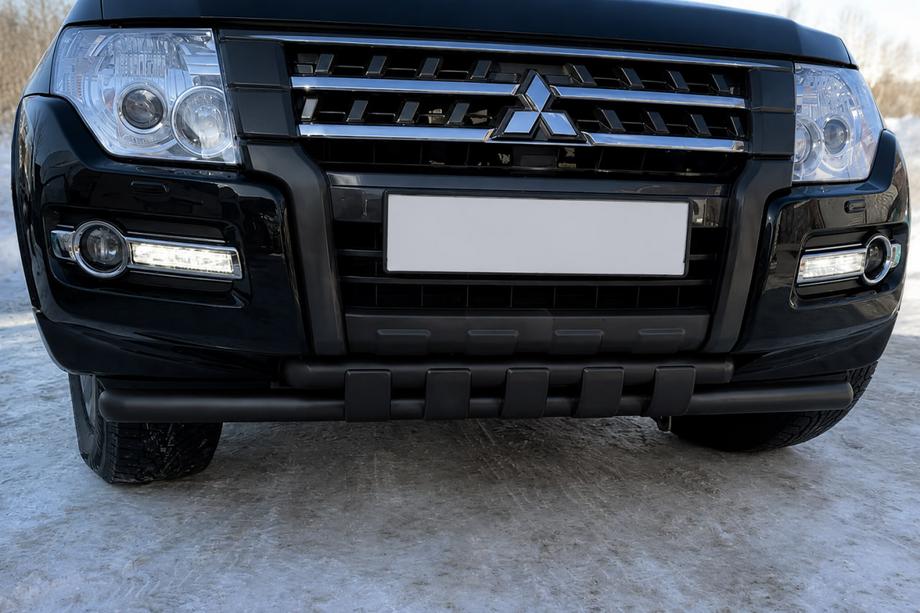 Mitsubishi Pajero Wagon IV 2006-2021 рр. Передній захист ST015 Black (нерж.) Фото 1