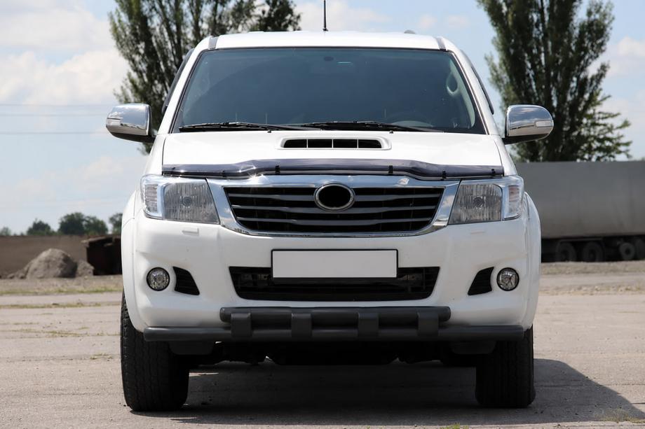 Toyota Hilux 2006-2015 рр. Передній захист ST015 Black (нерж.) Фото 1