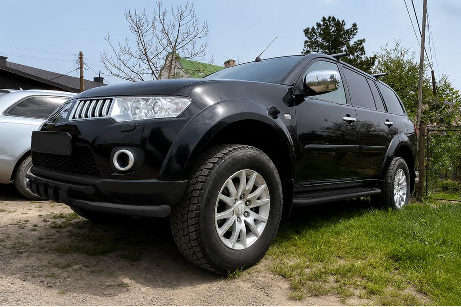 Mitsubishi Pajero Sport 2008-2015 рр. Передній захист ST015 Black (нерж.) Фото 1