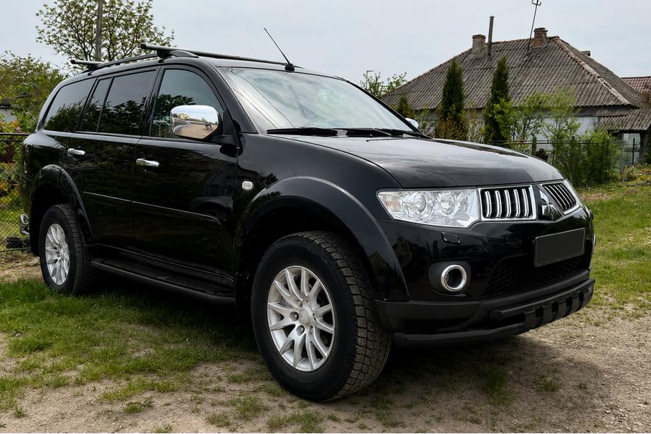 Mitsubishi Pajero Sport 2008-2015 рр. Передній захист ST015 Black (нерж.) Фото 2