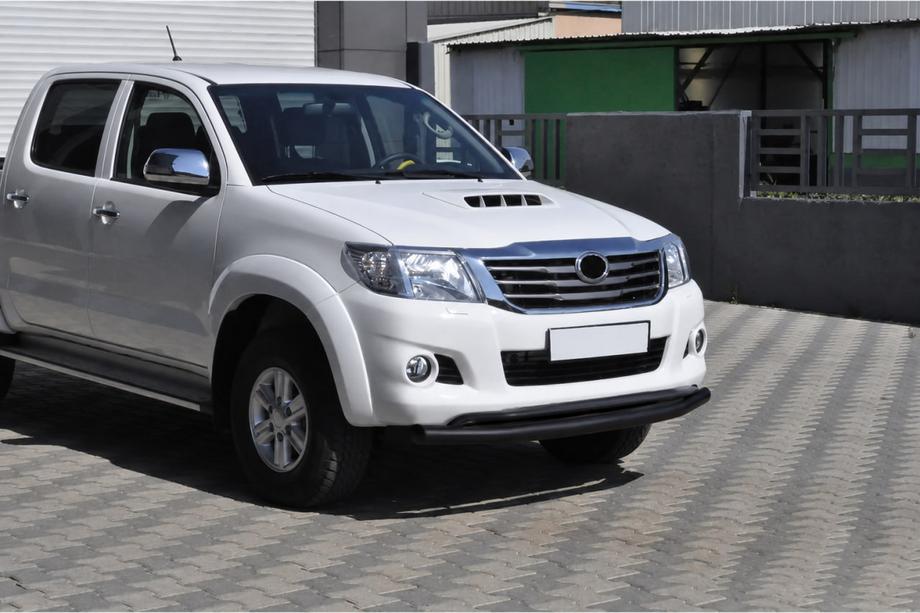 Toyota Hilux 2006-2015 рр. Передній захист ST017 Black (нерж.) Фото 2
