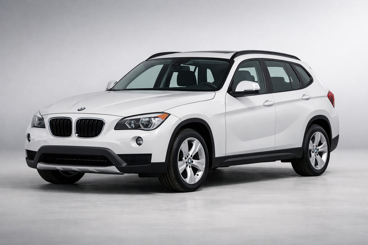 Огляд BMW X1 E84 2009-2015: компактний BMW для міста