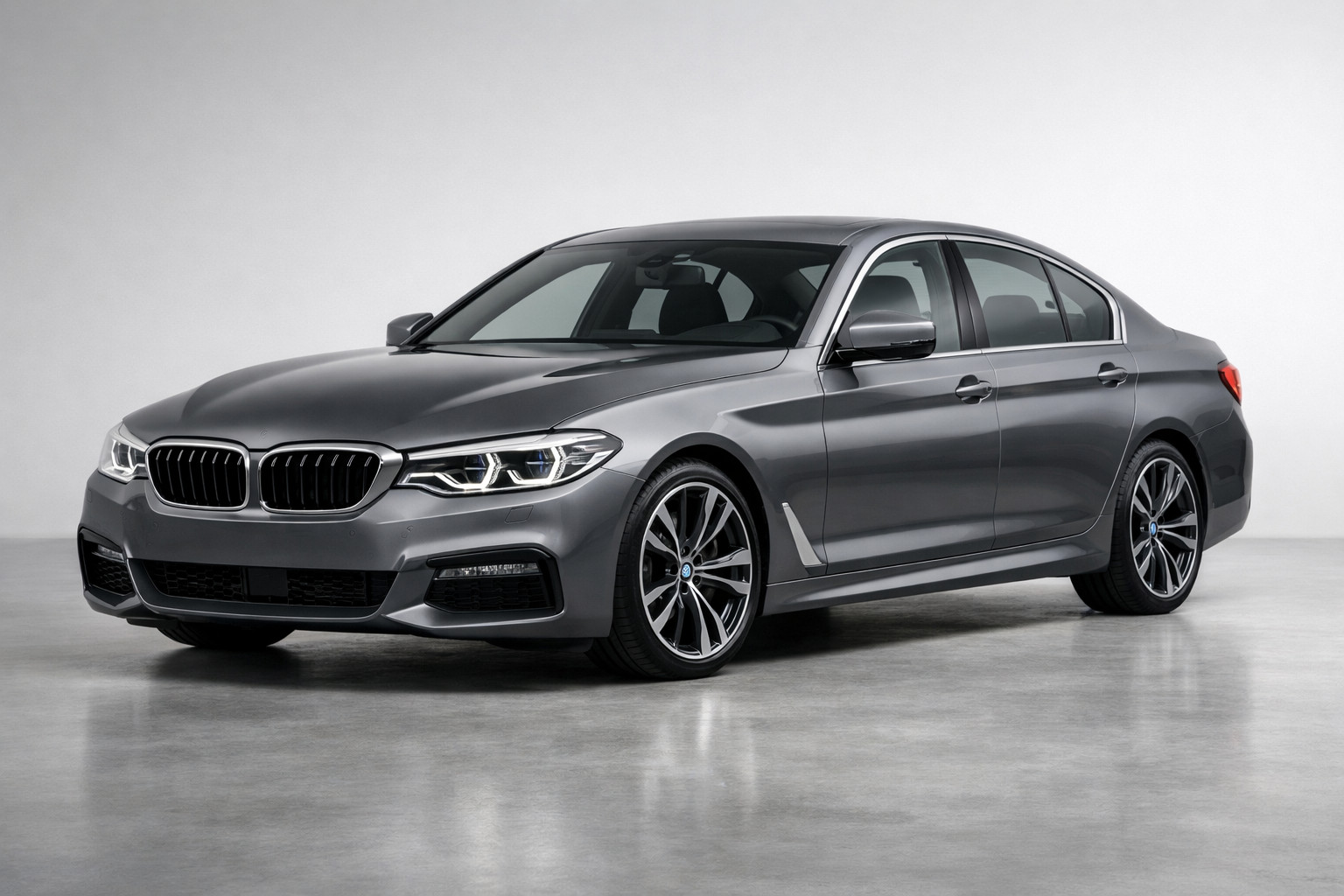 Огляд BMW 5 серія G30/G31 2017-2023: бізнес-клас без клоунади
