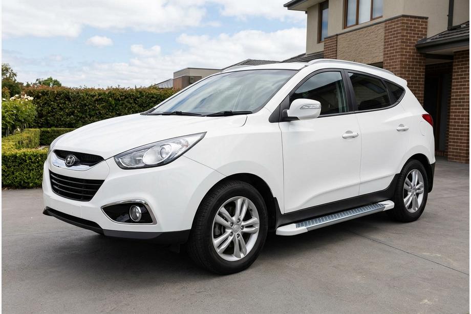 Hyundai IX-35 2010-2015 рр. Бокові пороги Allmond White (2 шт., Алюміній) Image