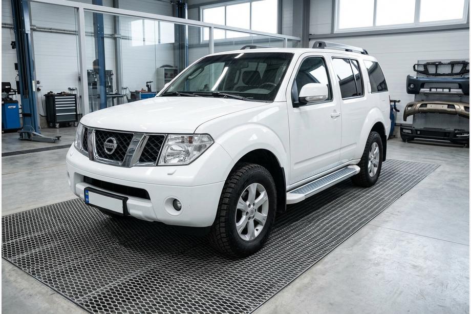 Nissan Pathfinder R51 2005-2014 рр. Бокові пороги Allmond White (2 шт., Алюміній) Фото 1