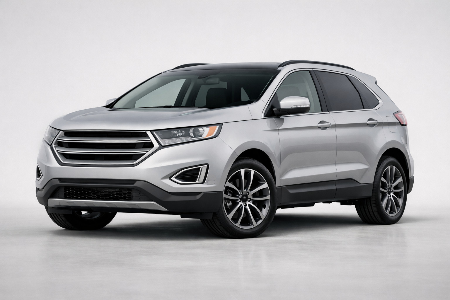Огляд Ford Edge (II покоління): збалансований кросовер для щоденних поїздок