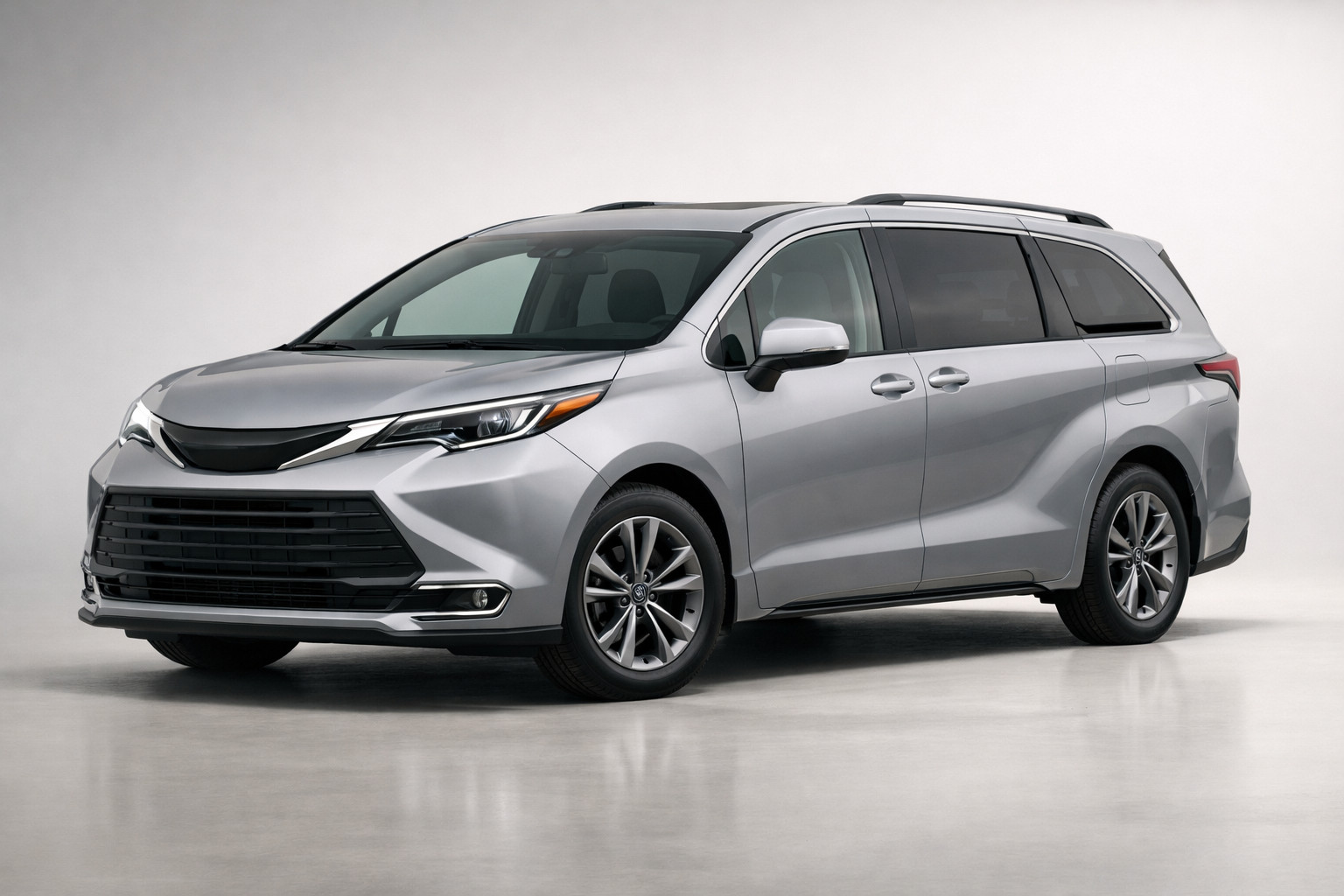 Огляд Toyota Sienna (4 покоління): сучасний мінівен для сім’ї