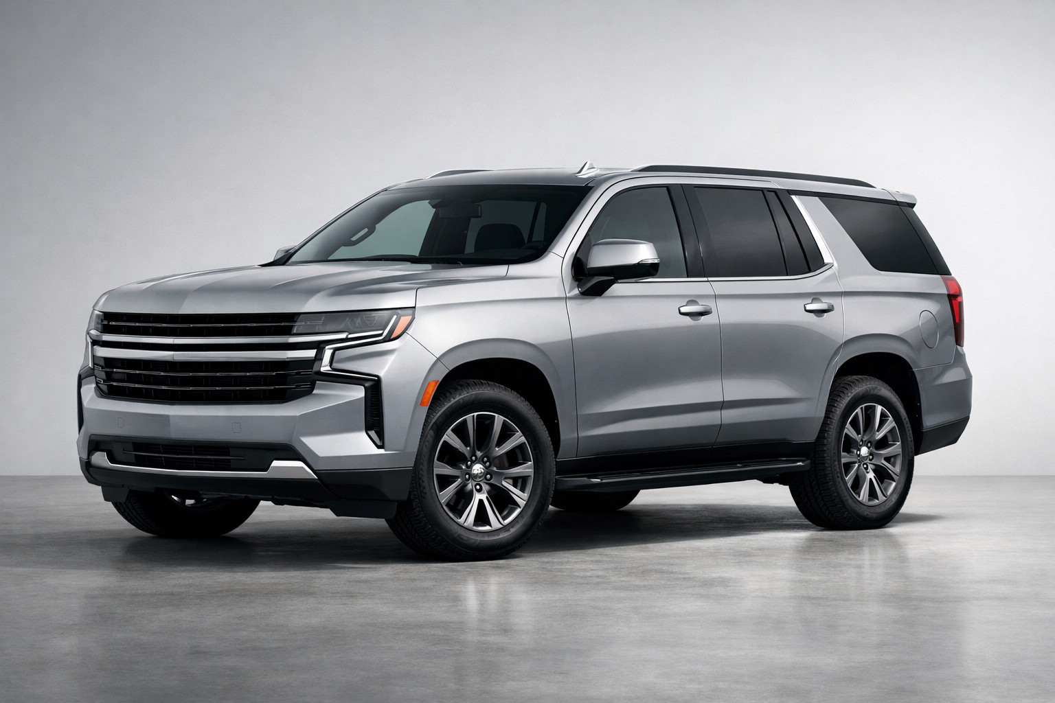 Огляд Chevrolet Tahoe V покоління: великий американський SUV для сім’ї та подорожей