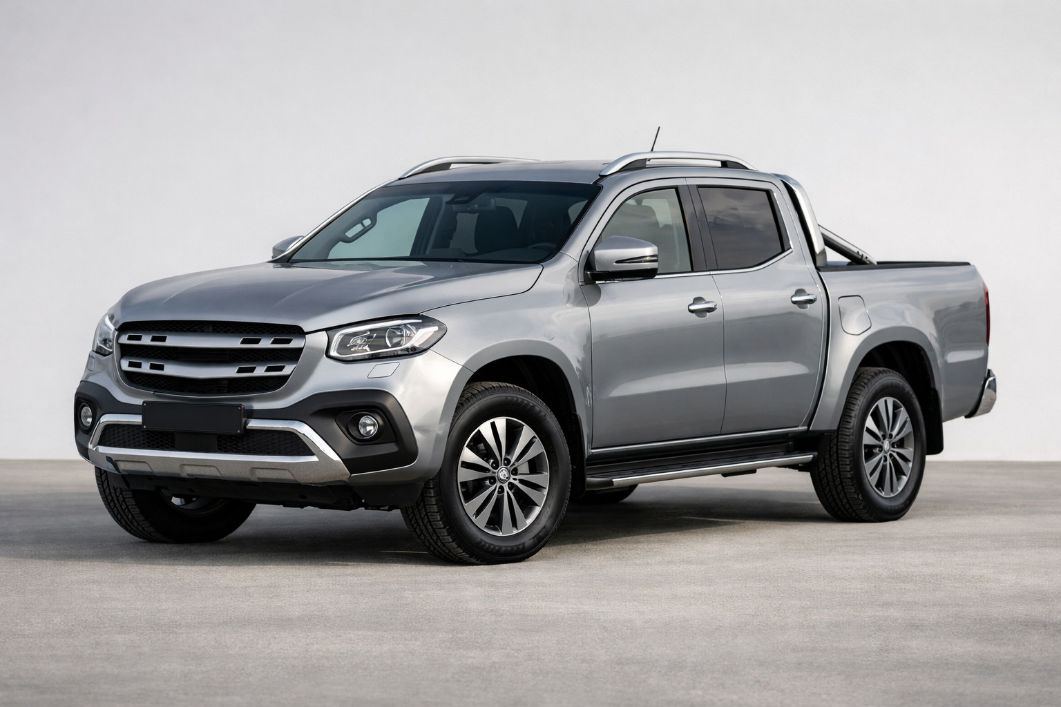 Огляд Mercedes-Benz X-Class (W470): пікап із преміальним акцентом