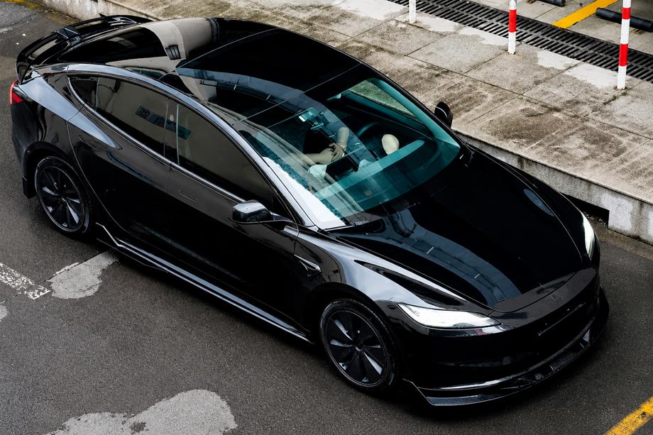Tesla Model 3 2017- рр. Накладка на передній Lip Turbo (для 2024+) Фото 3