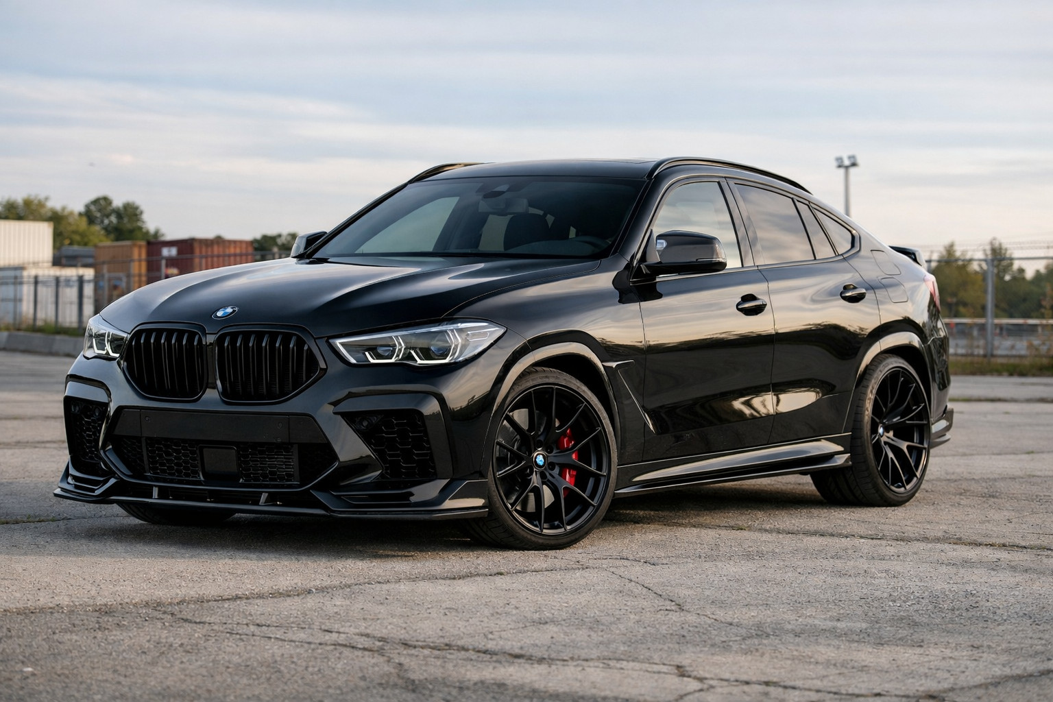 Що ставити на BMW X6 G06 після покупки для агресивнішого вигляду