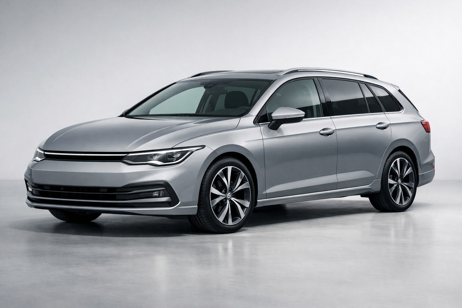 Огляд Volkswagen Golf Variant VIII покоління 2024: універсал для щоденних поїздок
