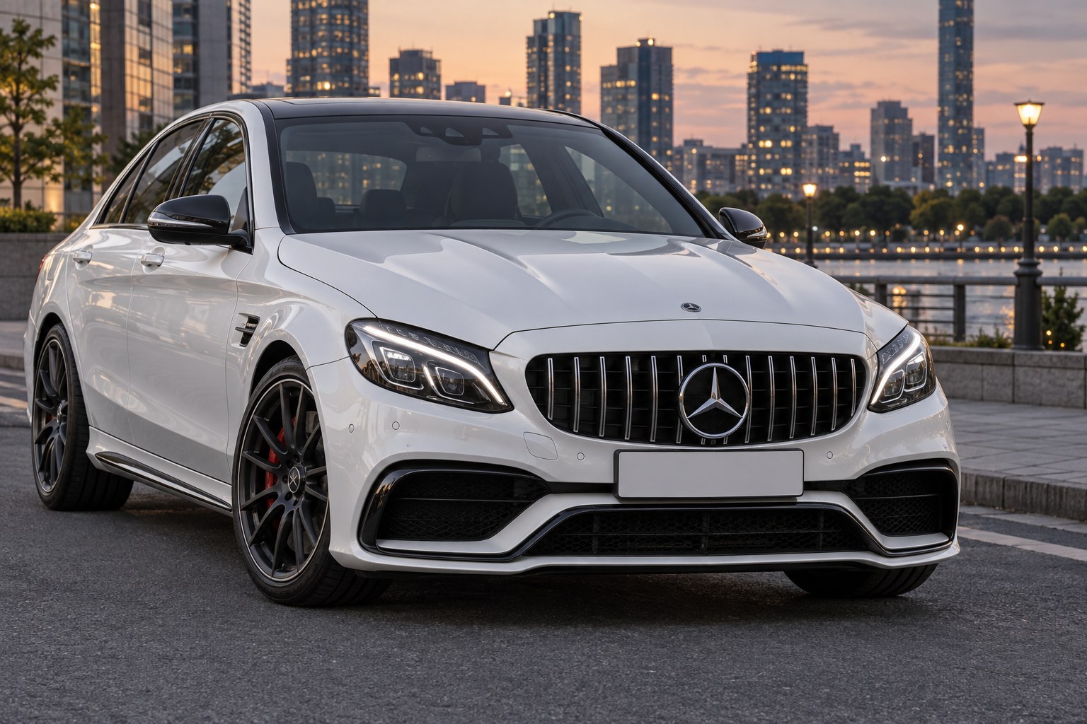 Mercedes C-Class W205 у стилі W206 або C63 AMG: рестайлінг, обвіс з капотом і крилами — що реально поставити