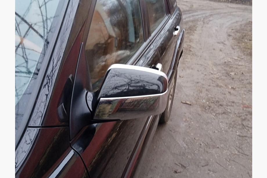 Обведення дзеркал та верхівка (пластик) Image