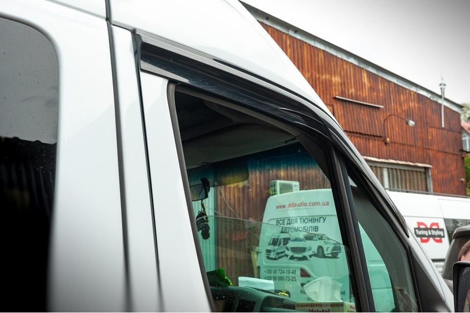 Volkswagen Crafter 2006-2016 рр. Вітровики (2 шт., Sunplex Sport) Фото 8