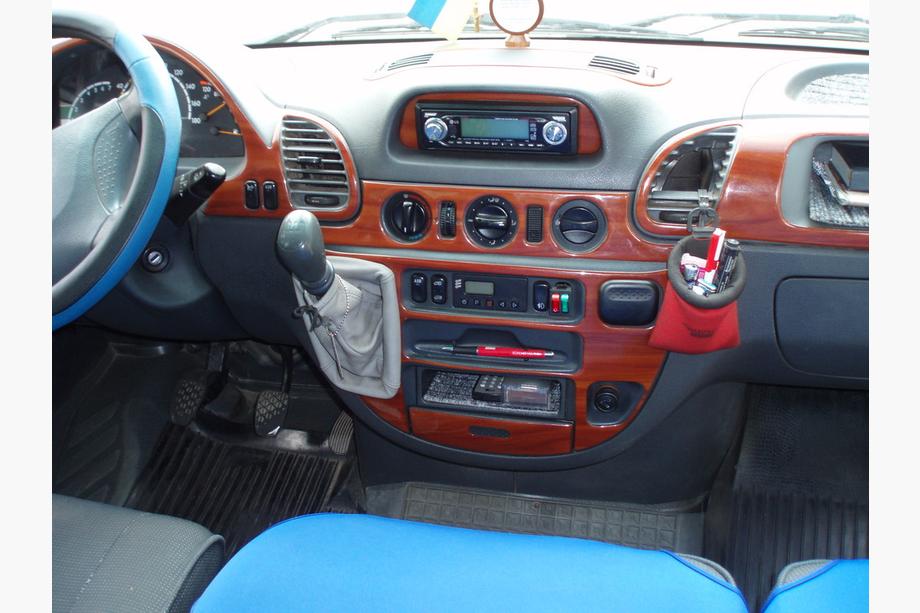 Mercedes Sprinter W901/902/903/904/905 1995-2006 рр. (cdi, 2000-2006) Накладки на панель (Vip-Hartman) Горіх Фото 4
