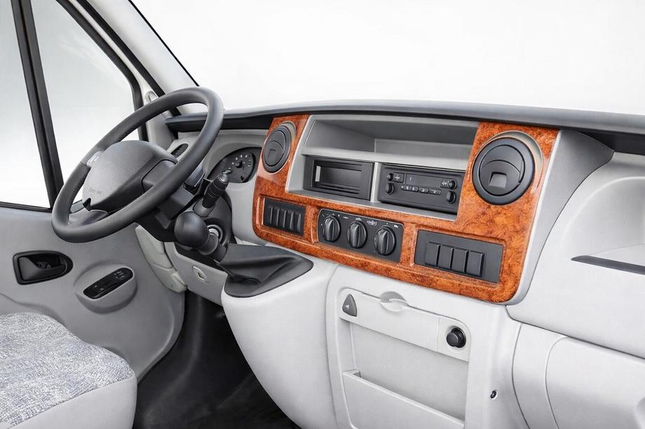 Nissan Interstar 2002-2010 рр. Накладки на панель Image