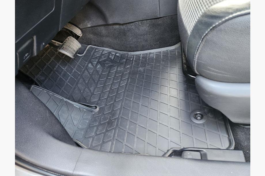 Toyota Auris 2012-2018 рр. Гумові килимки (4 шт, Stingray Premium) Image