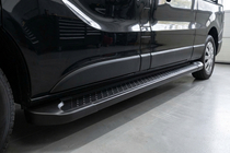 Fiat Talento 2016- рр. Бокові пороги Allmond Black (2 шт., Алюміній) фото 1