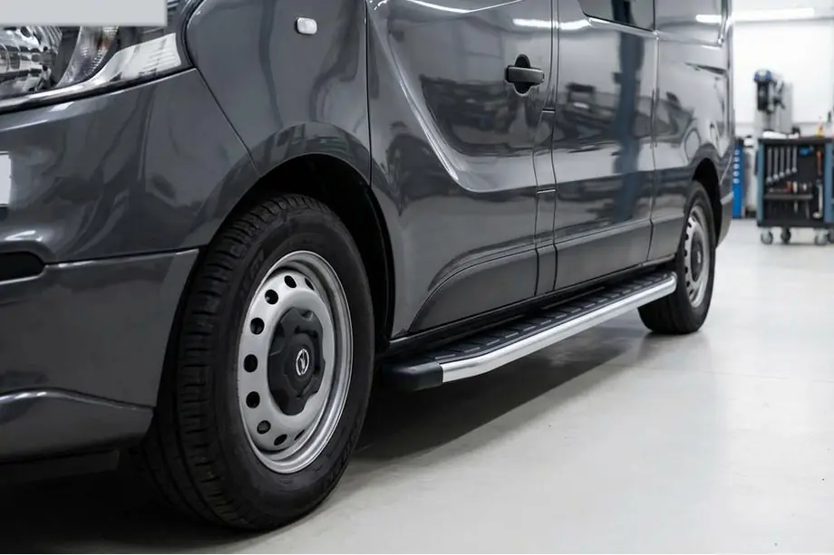 Opel Vivaro 2015-2019 рр. Бокові пороги Fullmond (2 шт., алюміній) Image