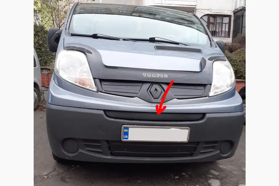 Renault Trafic 2001-2015 рр. Зимова середня накладка на решітку (зверху номера) 2001-2007, Глянцева Фото 1