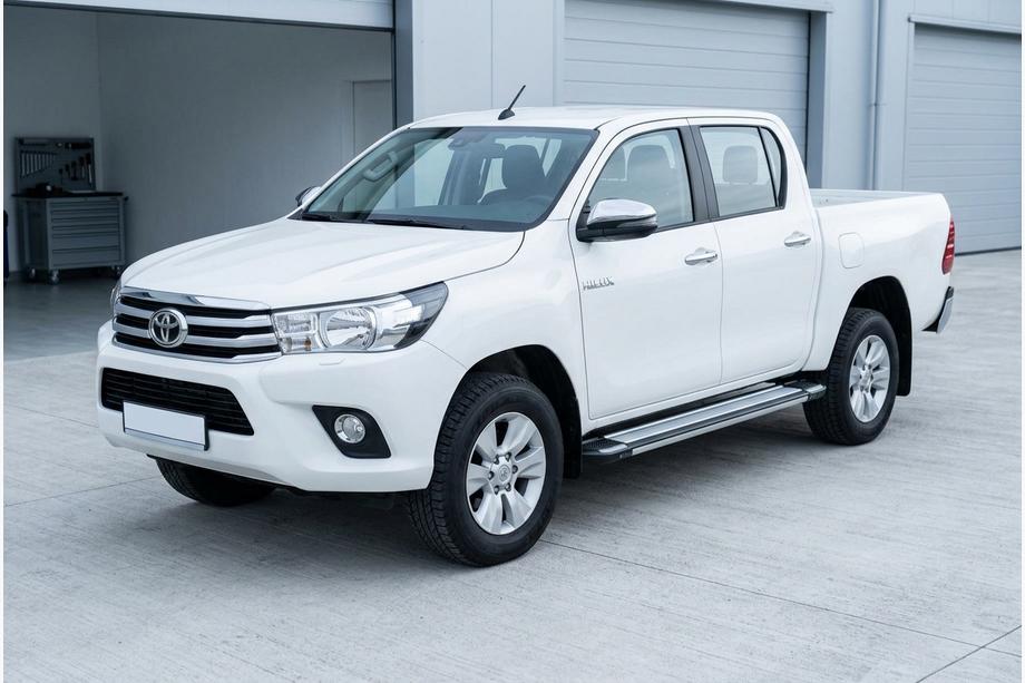 Toyota Hilux 2015- рр. Бокові пороги Rainbow (2 шт., алюміній) Image