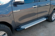 Toyota Hilux 2015- рр. Бокові пороги Allmond Grey (2 шт., алюміній) фото 1